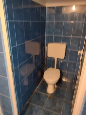 Depozit cu spatiu comercial - imagine 13