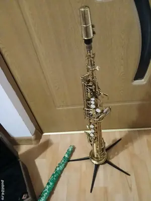 saxofon sopran drept cu accesori