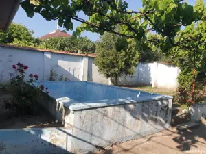 Vând casă în Pârneava, str. Oituz, teren 953 mp - imagine 3