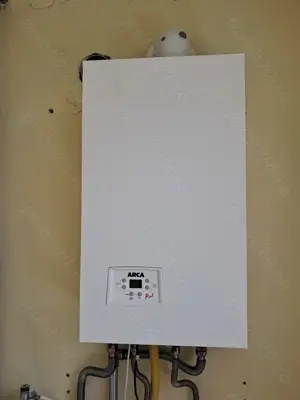 Vând casa cu teren în zona centrala Suceava  - imagine 5