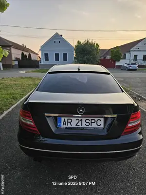 Mercedes W 204 coupe - imagine 6