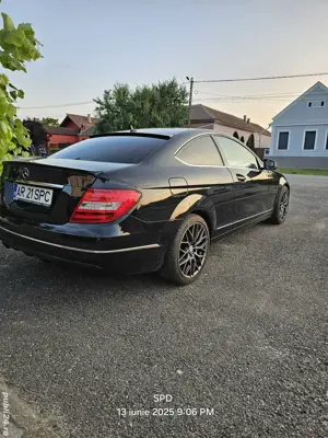Mercedes W 204 coupe - imagine 7