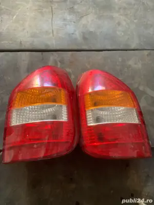 Vând stopuri spate opel zafira 