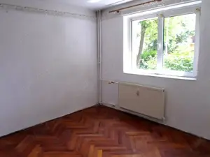 Vanzare apartament 3 camere, parter, decomandat in Ploiesti, Nord, str. Grindului, comision 0 - imagine 4