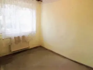 Apartament 3 camere decomandat de vanzare in Ploiesti, Cina, Fara comision - imagine 3 Apartament 3 camere decomandat de vanzare in Ploiesti, Cina, Fara comision - imagine 3