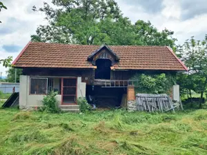 Casa cu teren la Polovragi  - imagine 5