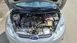 Ford fiesta 2009 benzina+gpl - imagine 2