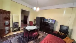 Casă de vânzare în centrul Pâncota cu magazin și dependințe. - imagine 14 Casă de vânzare în centrul Pâncota cu magazin și dependințe. - imagine 14