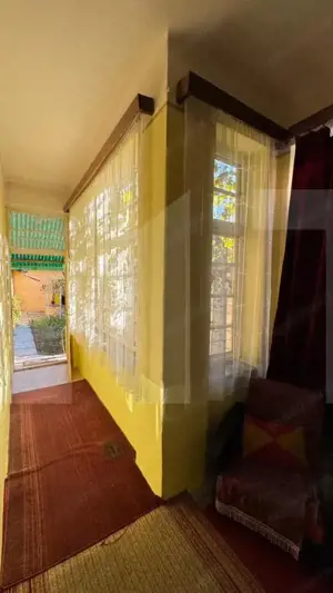 Casă de vânzare în centrul Pâncota cu magazin și dependințe. - imagine 9 Casă de vânzare în centrul Pâncota cu magazin și dependințe. - imagine 9