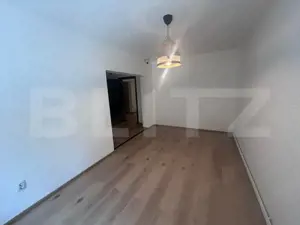 Apartament cu 2 camere, decomandat, centrala si AC, parter, cartier 1 Mai - imagine 5