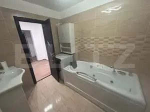 Apartament cu 2 camere, decomandat, centrala si AC, parter, cartier 1 Mai - imagine 7