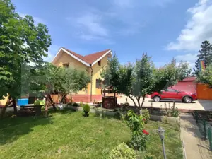 Casa 6 camere, 3 bai, 180 mp, 819 mp teren - imagine 2