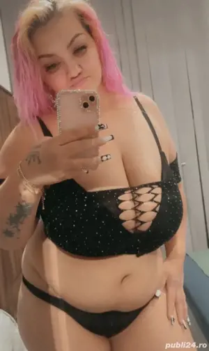 Deea plinuță sânii reali marii 