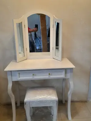 Masuta cosmetica+scaun