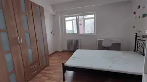 Apartament 2 camere decomandate, etaj 3 in zona Iulius Mall