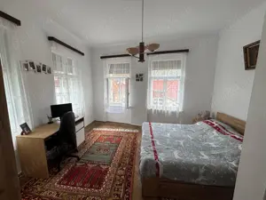 Vand casa in Schei cu teren de 1600mp - imagine 2