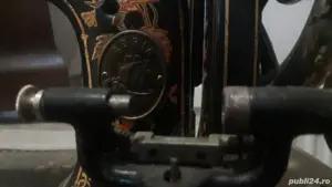 vand masina de cusut singer - imagine 3