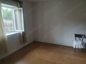 Proprietar!  Vând casă cu teren generos în cartierul Florilor,,Brașov, ideală pentru investiții - imagine 5