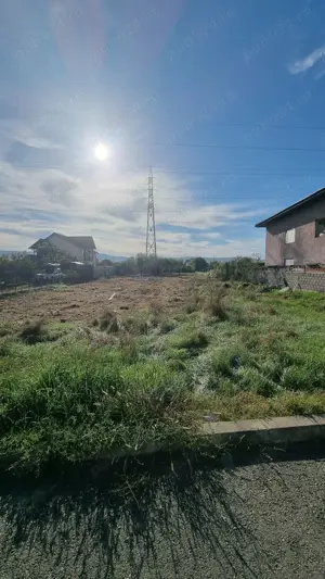 Vând teren intravilan Raureni 2540 mp - imagine 3