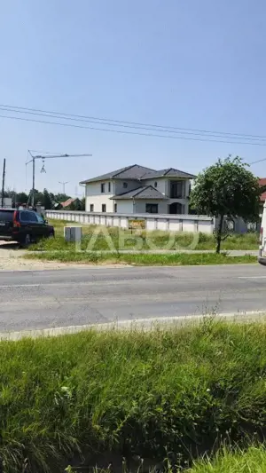 Teren intravilan de vanzare in Sebes locatie premium - imagine 2