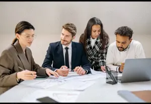 Dacă ai curajul să comunici, să asculți și să înveți continuu te asteptăm sa ne devii coleg.