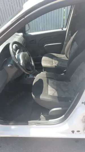 Dacia Logan marfa - imagine 7