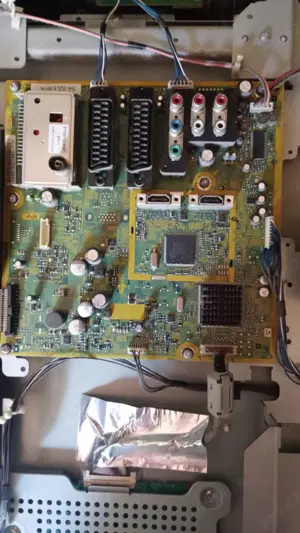 Componente module functionale pt service TV - Panasonic La Vieta TX-32LE8PA & IPRS Baneasa - imagine 4