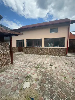 Casa individuala traditionala spatioasa in zona linistita - Dumbravita