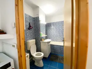 Apartament 4 camere de vânzare-Mangalia, zona:Parc Evergreen - 900m până la Portul Turistic Faleză - imagine 9