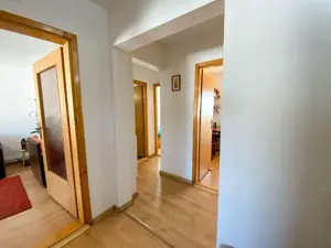 Apartament 4 camere de vânzare-Mangalia, zona:Parc Evergreen - 900m până la Portul Turistic Faleză - imagine 2