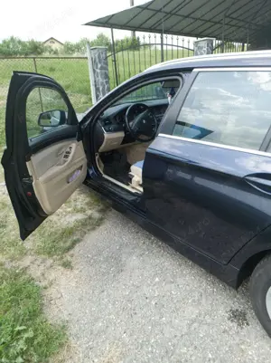 BMW 525 F11 Albastru - imagine 9