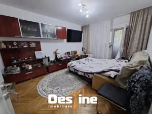 MIRCEA CEL BATRAN, Apartament 2 camere, decomandat, 109.900 Euro - imagine 2