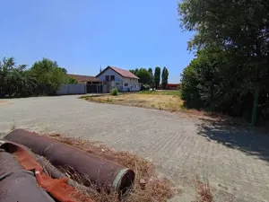 Sanandrei Teren Intravilan In Centru Comunei Pretabil Investie Spatiu Comercial - imagine 3