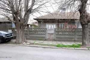 Gara - Spitalul CFR - Str. Scolii, casa din caramida, teren 380 mp! - imagine 10