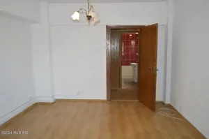 Centru - Apartament 4 camere - 103 mp, 3 balcoane, loc de parcare! - imagine 18