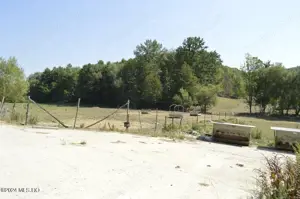 Bogati - Glimbocel, cladire cu suprafata utila 538 mp, teren 1000 mp - imagine 10