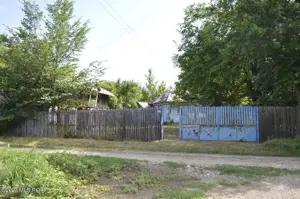 Suseni - Teren intravilan cu casa batraneasca, plan, suprafata 4700 mp - imagine 2