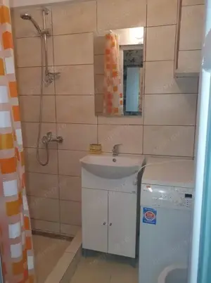 garsoniera zona Umt  - imagine 3