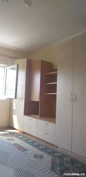 garsoniera zona Umt  - imagine 3