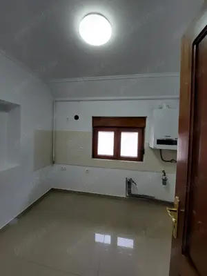 Vânzare apartament elegant , Cartier Micălaca  , locuri parcare curte - imagine 6