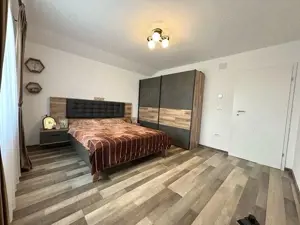 Vila moderna- 4 camere- cu piscina, complet mobilata si utilata - Sag - imagine 7