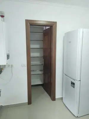 Vânzare apartament elegant , Cartier Micălaca  , locuri parcare curte - imagine 9