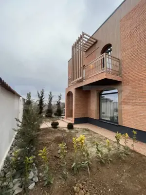 Casa P+1 cu un design deosebit, zona Metro - imagine 2