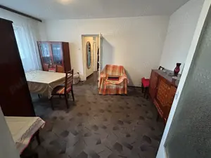 Vand apart.4 cam.st.117 mp,situat in Aradul-Nou,et.1 din 4,cu termoteca - imagine 19