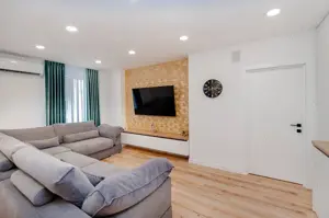 Inchiriere apartament de 2 camere in zona Piata Sudului mobilat LUX