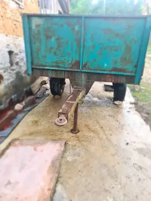 Remorca o axa tare roti ceuri Lungime 2.50m Înălțime  0 80m Lățime 1 80 m