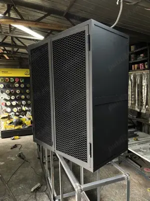 Mobilier stil industrial-dulap scule dulap închis robust fier