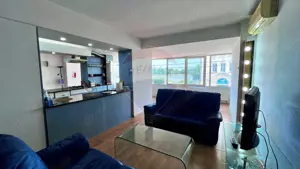 Apartament de vânzare Galați, 6 camere, Faleză - locuință sau birouri