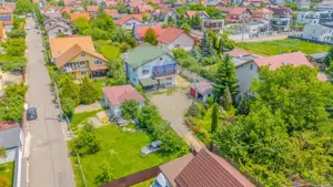 Vila rezidential/  gradina de vis/sera/ panouri/ Sanpetru! - imagine 2