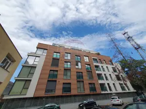 Spațiu de birouri  53 mp Arad Plaza de închiriat- etaj 5 - imagine 3